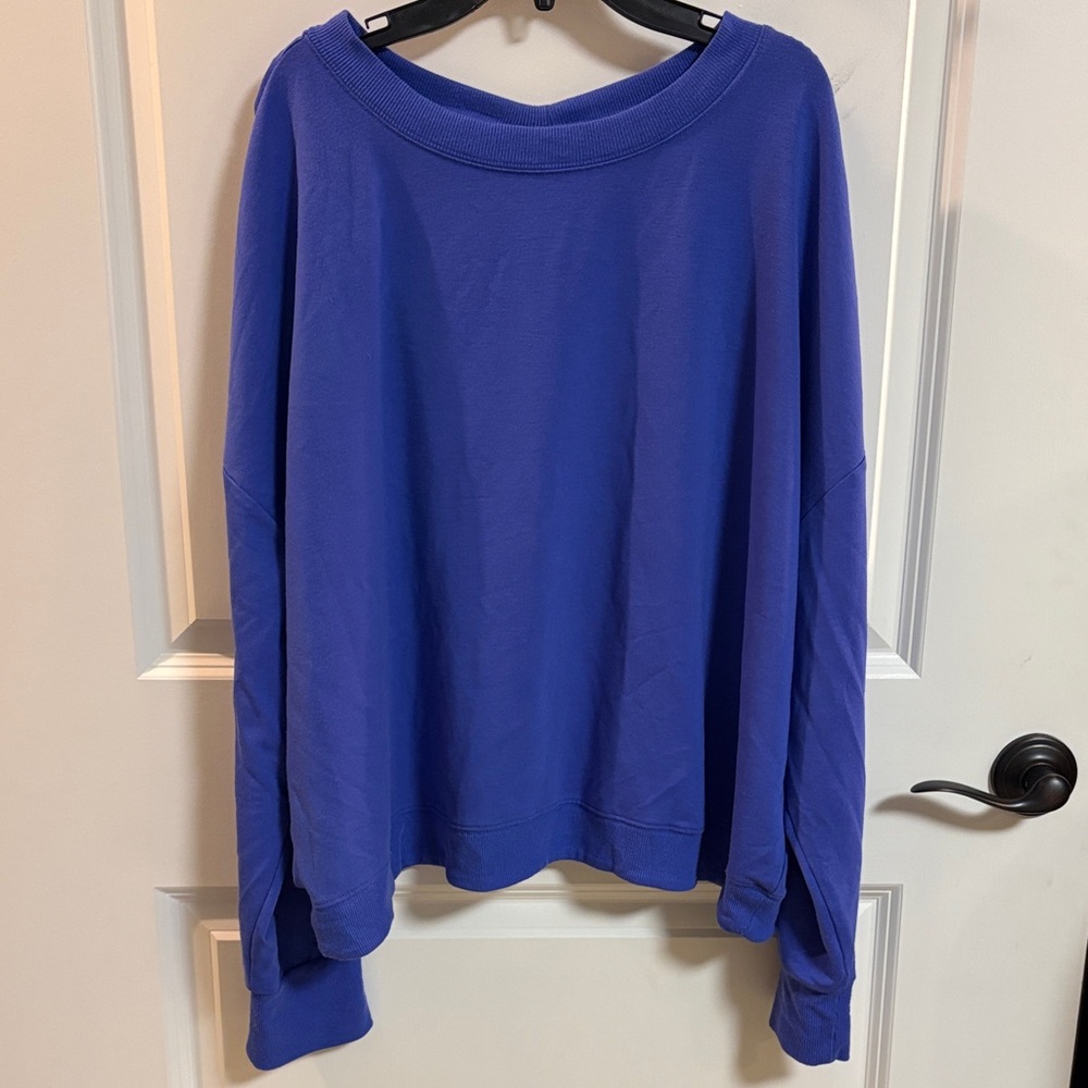 AVIA Women’s Long Sleeve Cutout Back Top